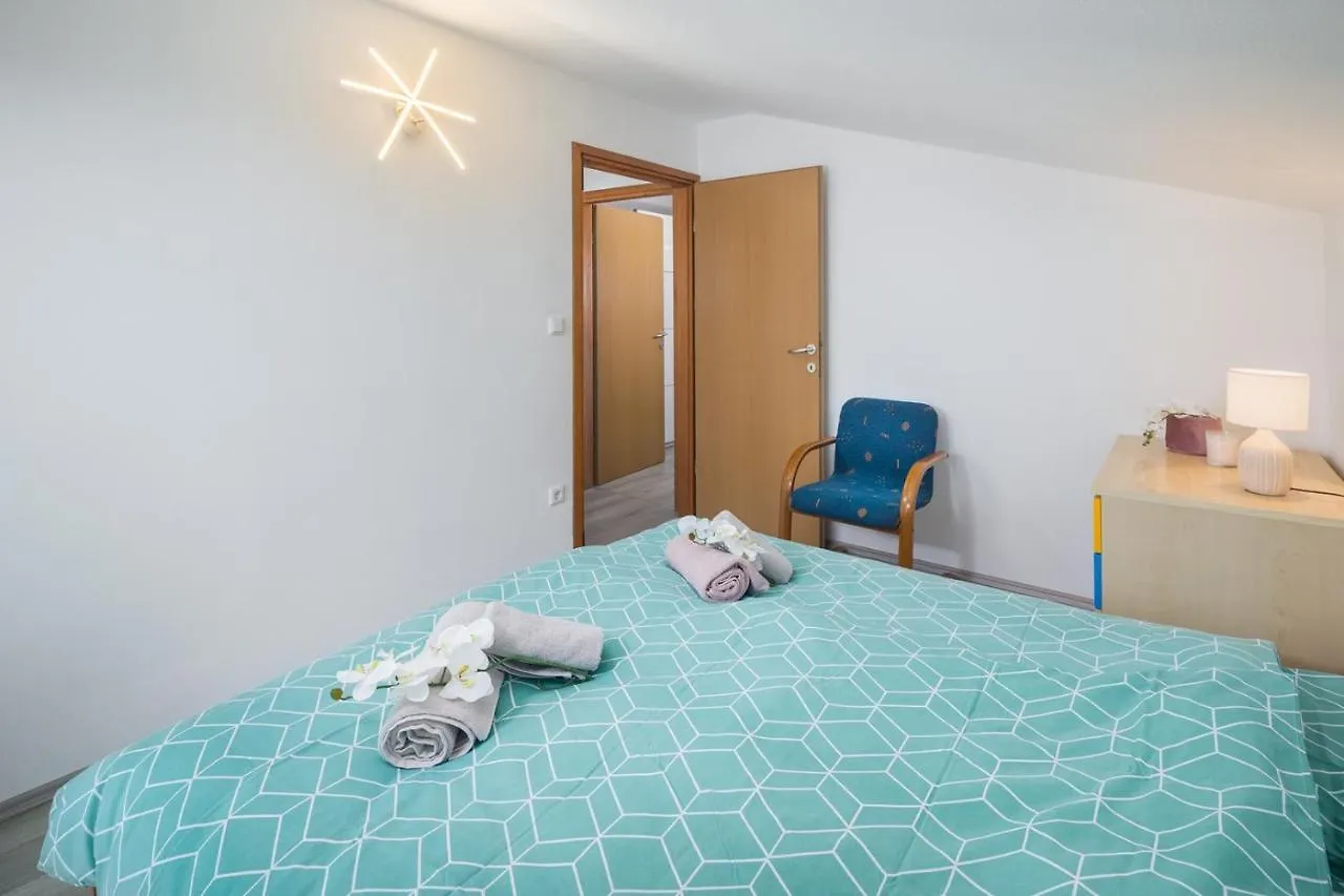 Apartment Mirna In Tar Tar-Vabriga 0*,