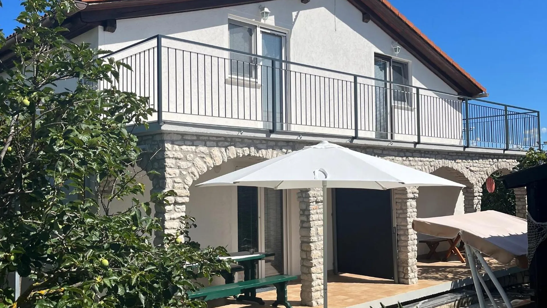 Apartment Mirna In Tar Tar-Vabriga
